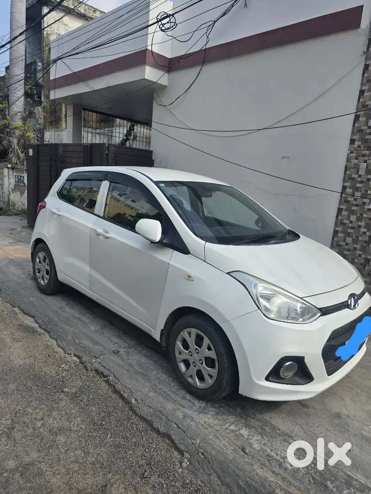 Hyundai Grand I10 2016 Petrol 100000 Km Driven
