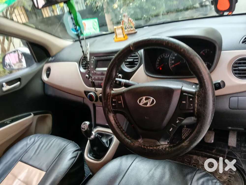 Hyundai Xcent 2016