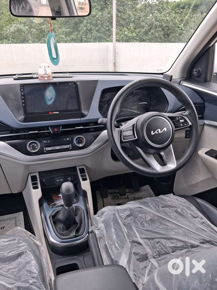 Kia Carens 1.5 Premium 7 Str, 2023, Petrol