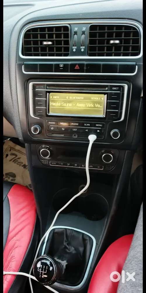 Volkswagen Polo 2014 Petrol 65000 Km Driven