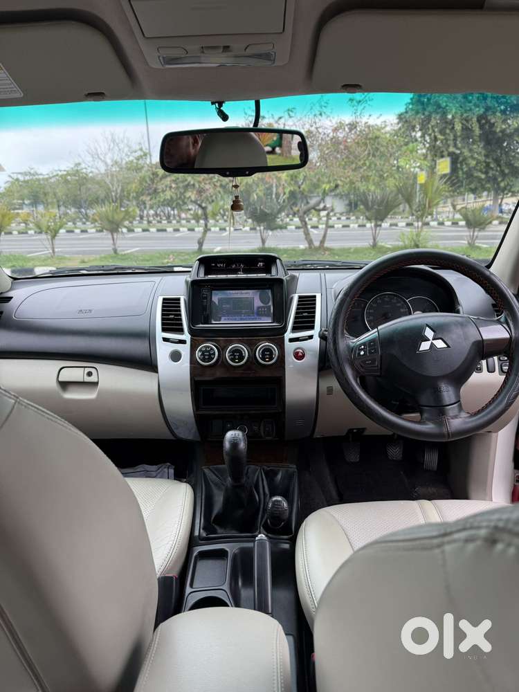 Mitsubishi Pajero Sport 2.5 Manual, 2016, Diesel
