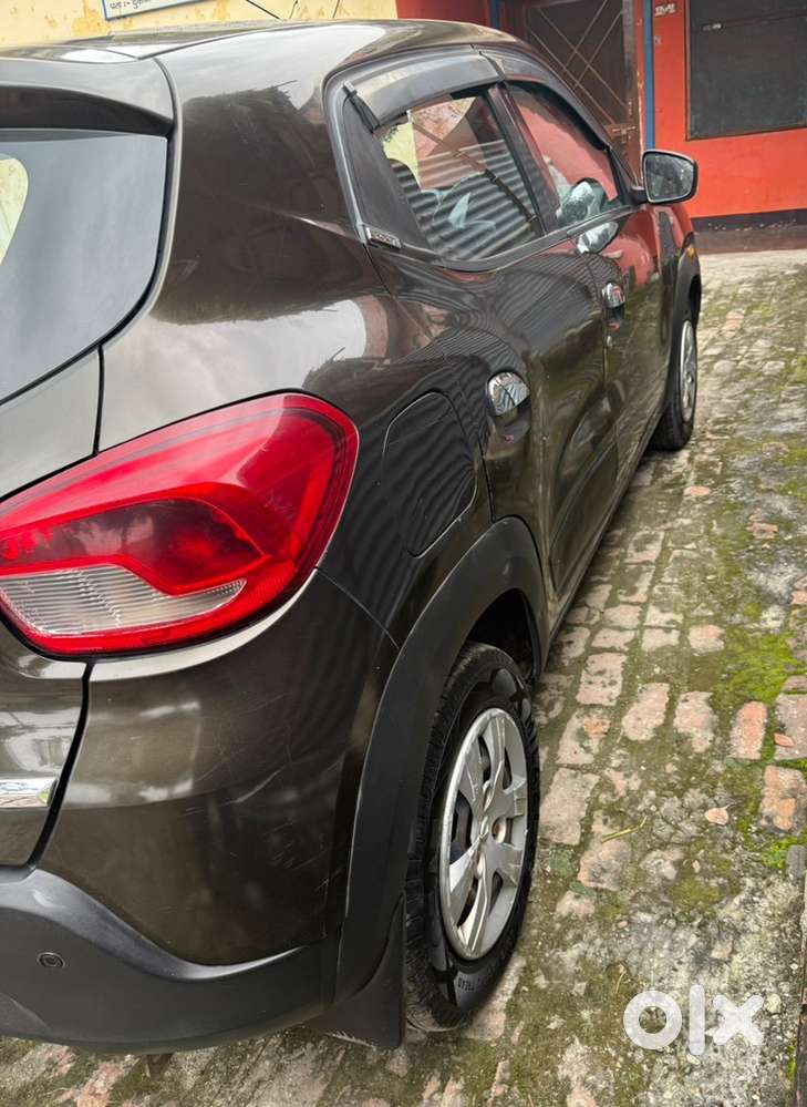 Urgent Sale Renault Kwid Petrol Well Maintained