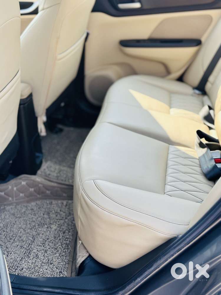 Honda Amaze, 2022, Petrol