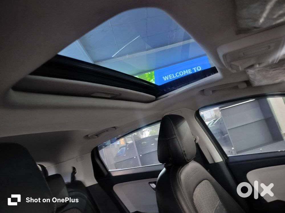 Tata Altroz 1.2 Xz Plus Rtn Dct, 2023, Petrol