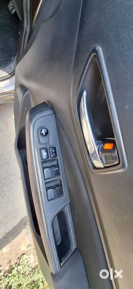 Maruti Suzuki Swift Vxi, 2021, Petrol