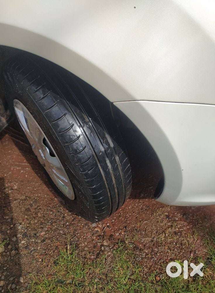 Maruti Suzuki Swift Vxi + Manual, 2010, Petrol