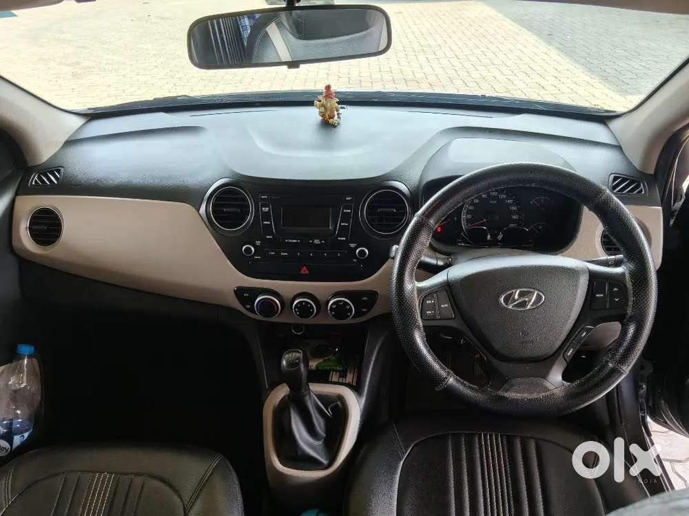 Hyundai Xcent 2018 Petrol 26700 Km Driven
