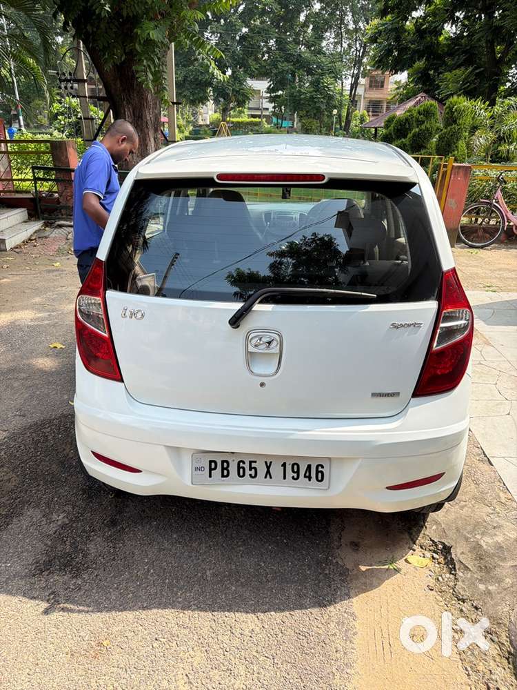 Hyundai I10 Petrol 27000 Km Driven