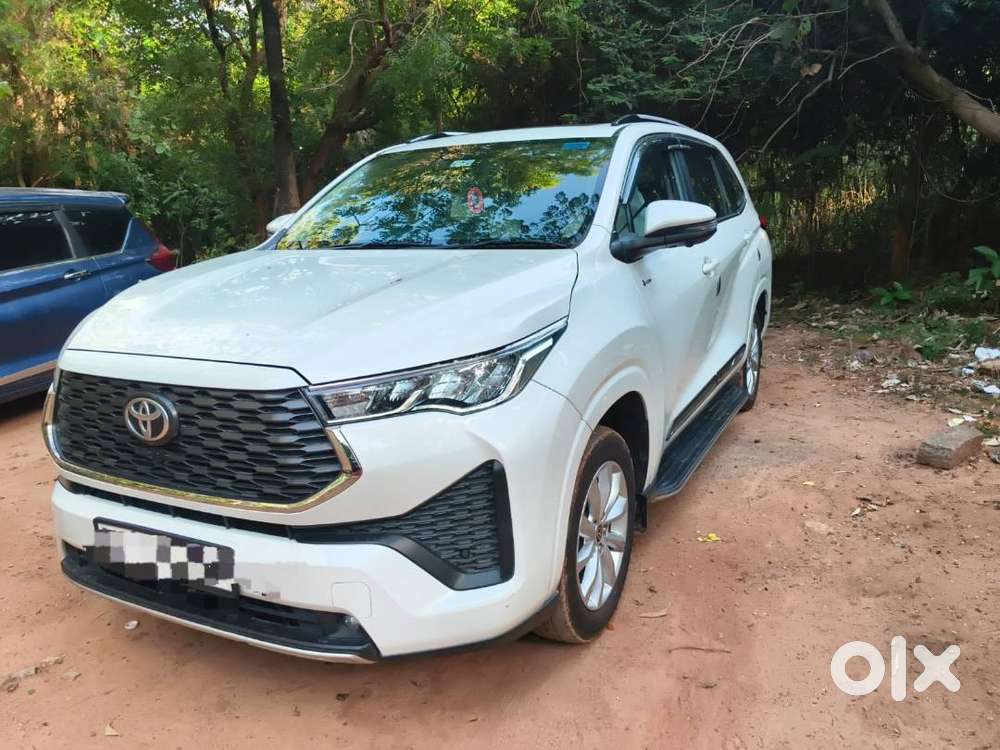 Innova Hycross Vx(o)