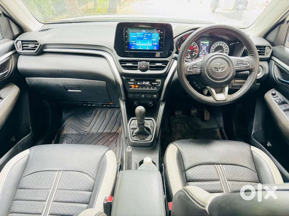 Toyota Hyryder S Cng 2025