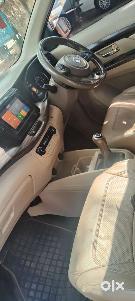 Maruti Suzuki Ertiga Zxi Shvs, 2022, Petrol