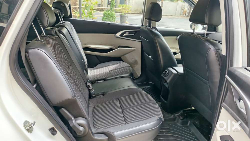 Kia Carens 1.5 Prestige Plus 7 Str Imt, 2023, Petrol