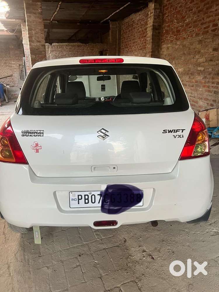 Maruti Suzuki Swift 2010 Petrol Well Maintained