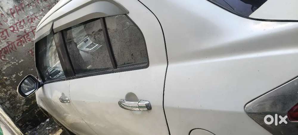 Maruti Suzuki Swift Dzire 2014 Diesel Manual 25 December