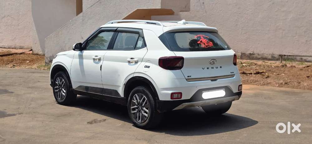 Hyundai Venue Sx Dual Tone Turbo, 2022, Petrol