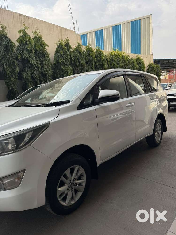 Toyota Innova Crysta 2.4 G Mt, 1995, Diesel