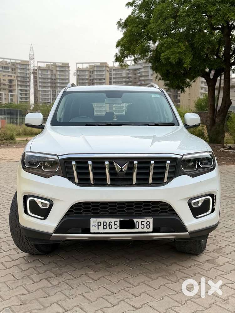 Mahindra Scorpio-n Diesel Manual 4xplor  2024 Mohali Number , 1st Owne