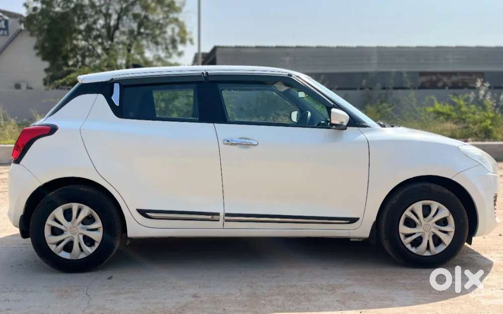 Maruti Suzuki Swift Vxi Cng, 2022, Cng & Hybrids
