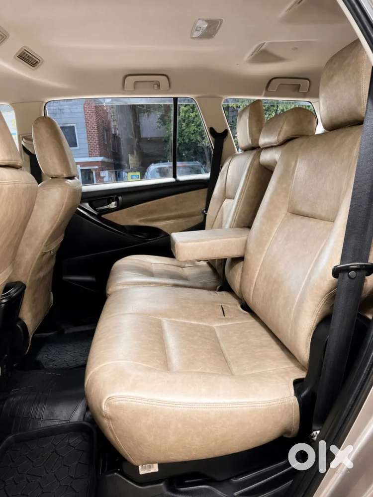 Toyota Innova Crysta [2020-ongoing] 2.4 Gx At 8 Str, 2022, Diesel