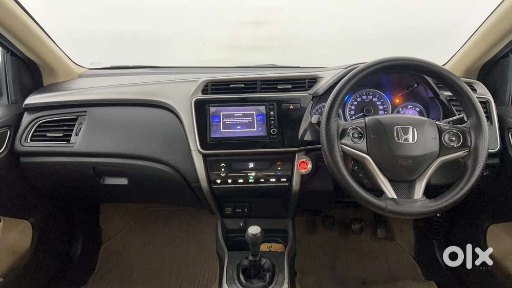 Honda City I-vtec V, 2018, Petrol