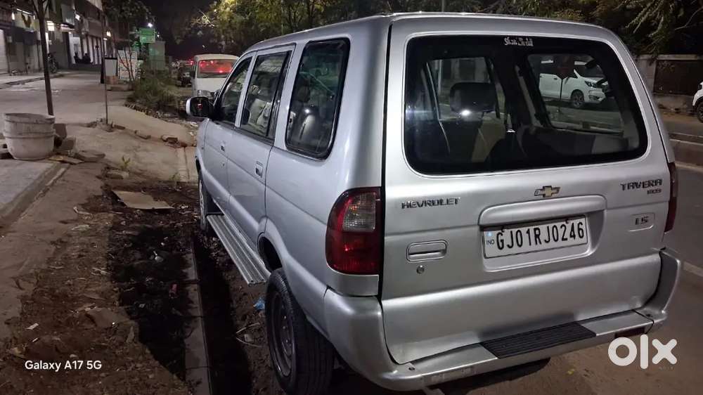 Chevrolet Tavera Neo 2014