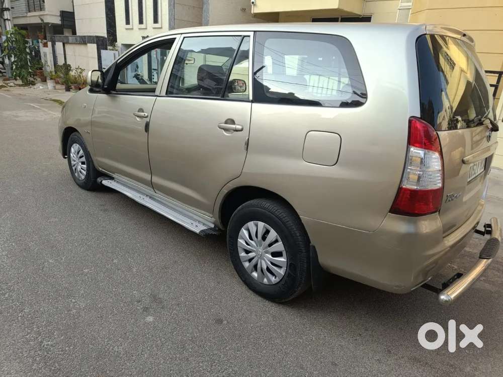 Toyota Innova, 2009, Petrol