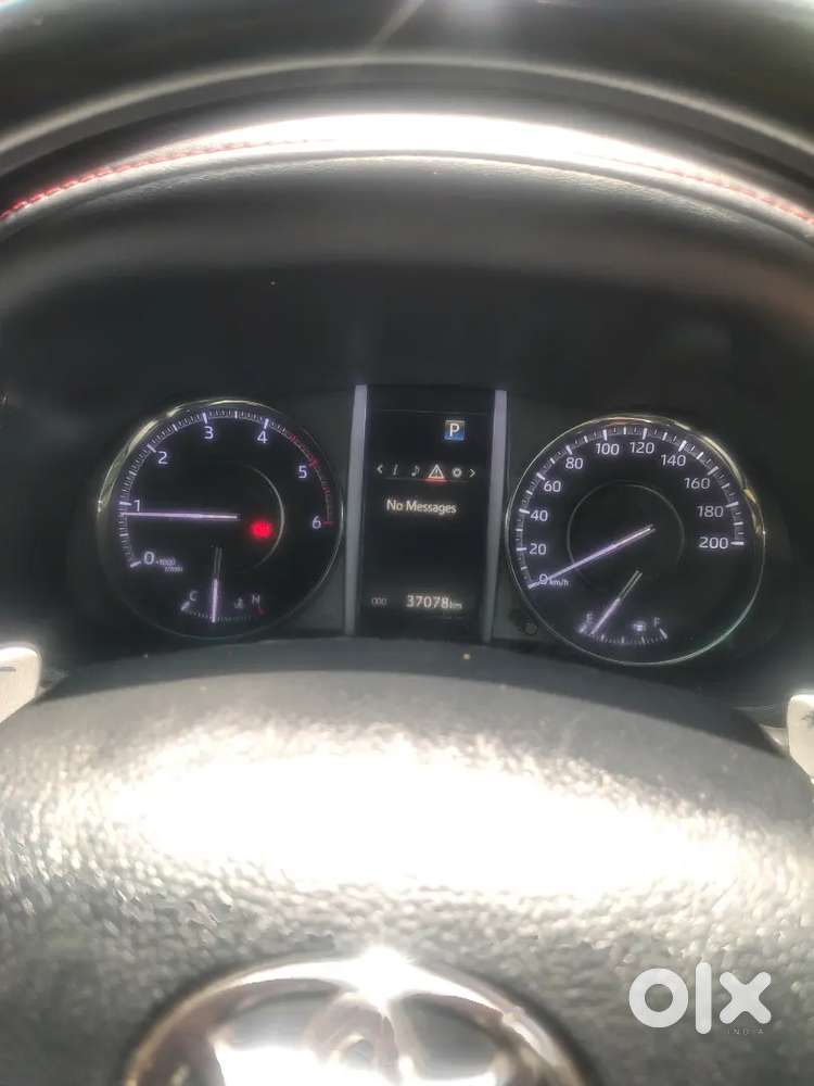 Goverment Officer Owned, Legender 4x2 Auto, 37000 Km, 1st Owner