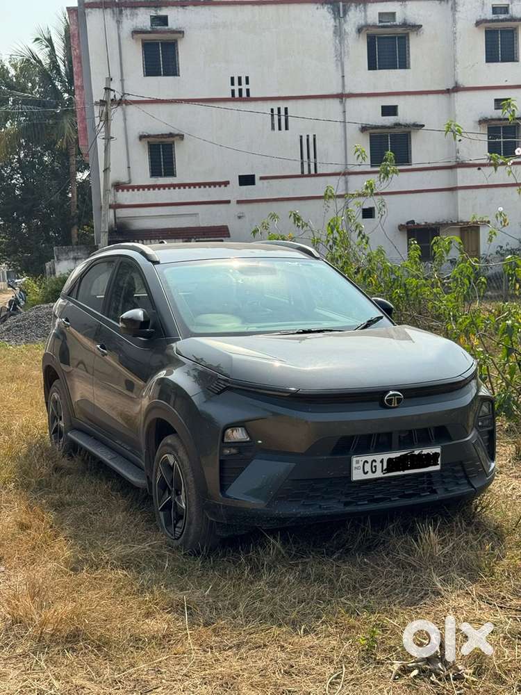 Tata Nexon Petrol 2025