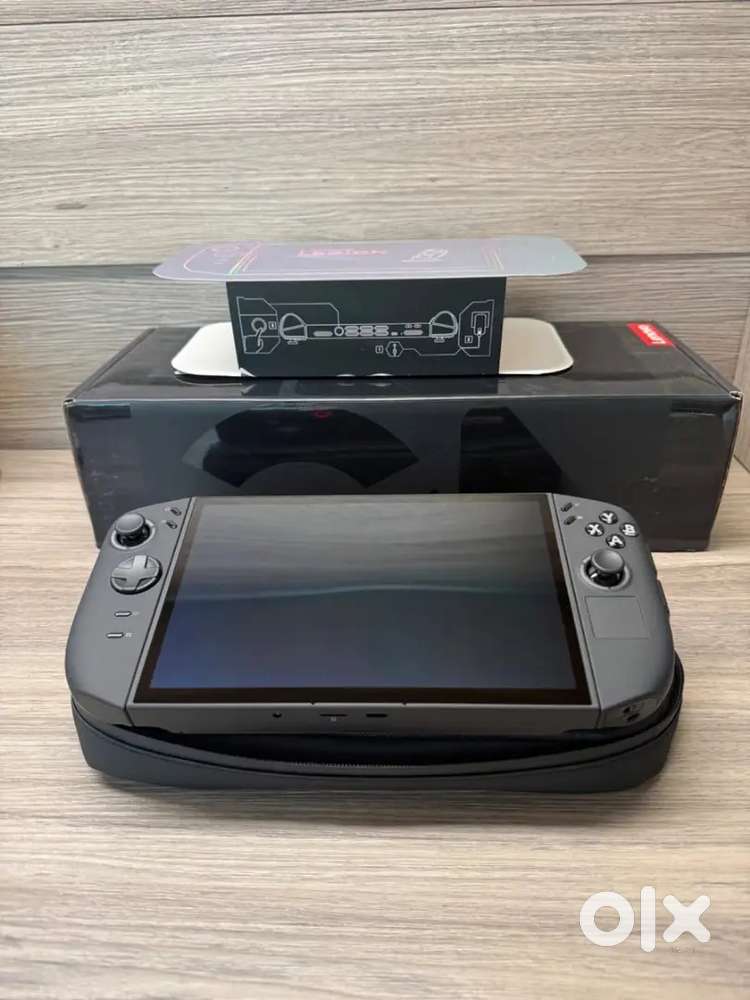 Lenovo Legion Go 2 AMD Ryzen Z2 32GB 512GB OLED 8.8 Handheld Gaming P