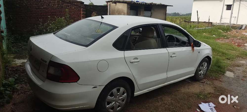 Skoda Rapid 1.6 Active 2013