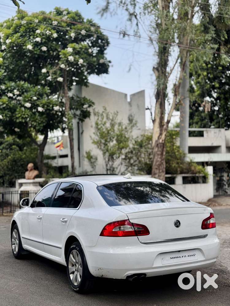 Skoda Superb 1.8 Elegance Tsi At, 2013, Petrol
