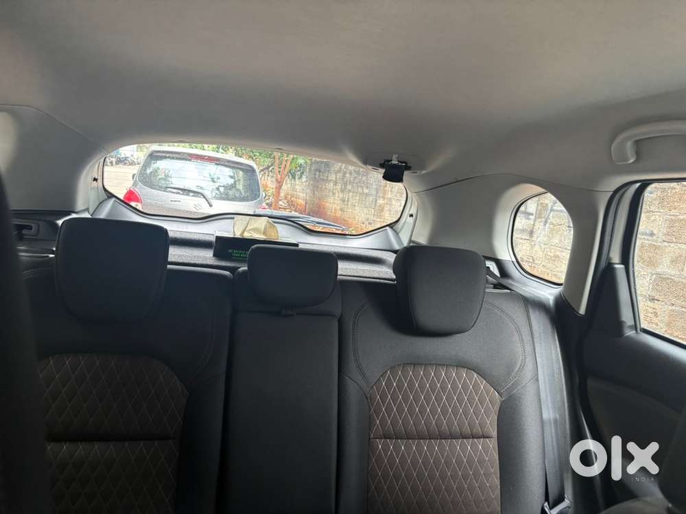 Toyota Urban Cruiser Petrol 2025 Year