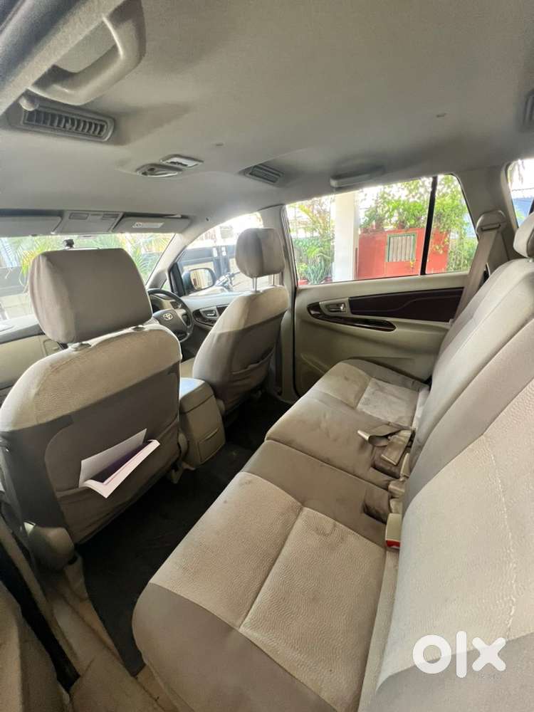 Toyota Innova Diesel 2014