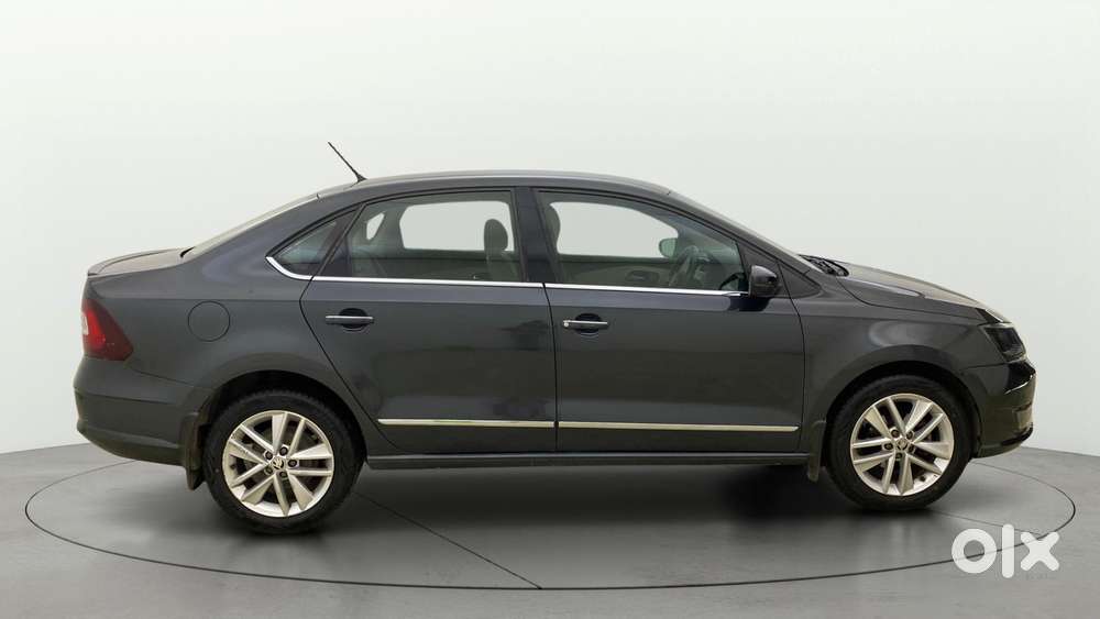 Skoda Rapid 1.0 Style At, 2020, Petrol