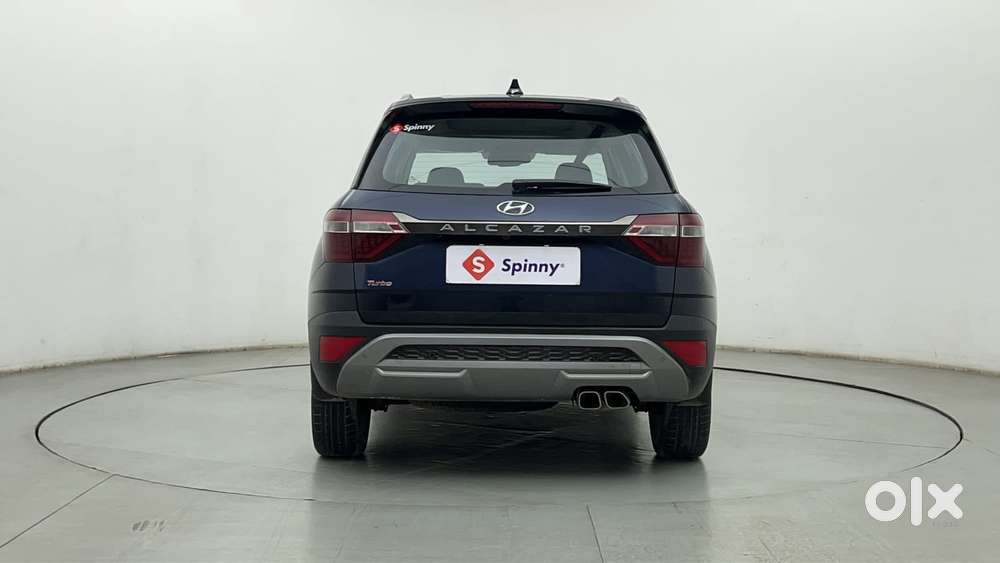 Hyundai Alcazar Platinum 7 Str 1.5 Turbo Petrol Adventure, 2023, Pet..
