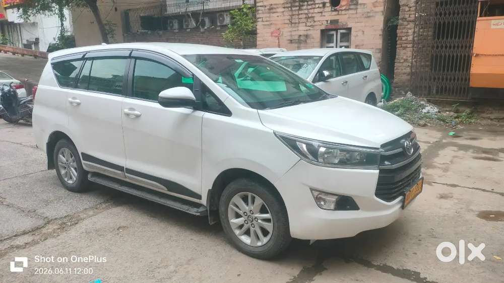 Toyota Innova Crysta 2018