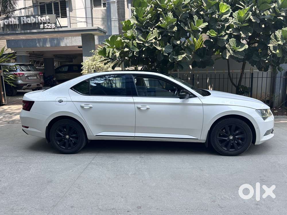 Skoda Superb Lk 1.8 Tsi At, 2017, Petrol