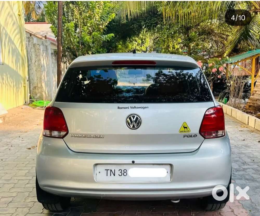 Volkswagen Polo 2011 Petrol 32000 Km Driven