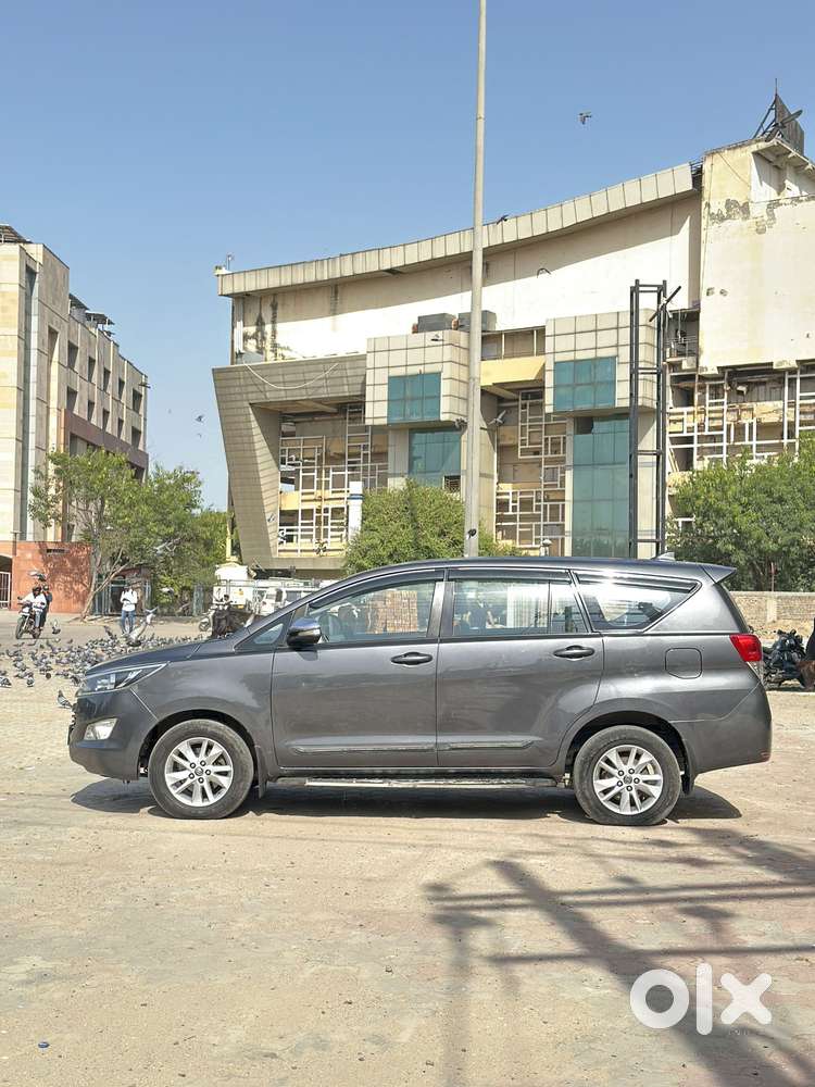 Toyota Innova Crysta 2.8 Gx At 7 Str, 2017, Diesel