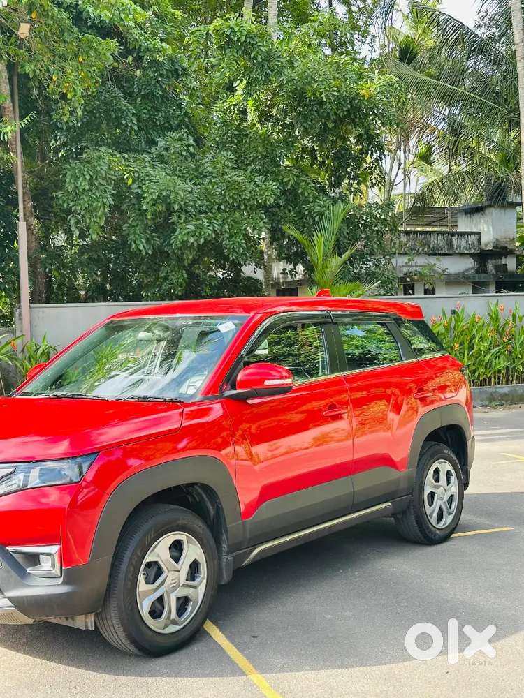 2023 Brezza Single Owner Petrol &  Company Fitted Cng 10484 Km
