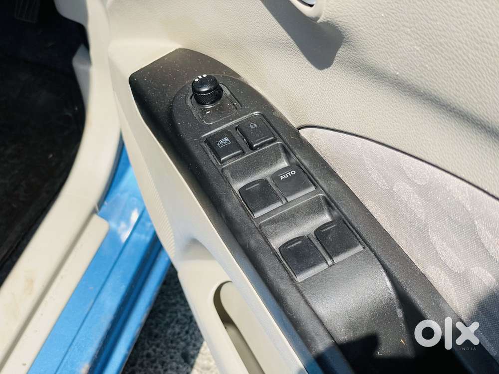 Maruti Suzuki Celerio Zxi Mt, 2017, Petrol