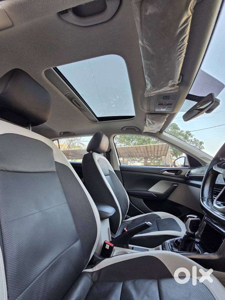 Volkswagen Taigun 1.0 Tsi Topline At, 2022, Petrol