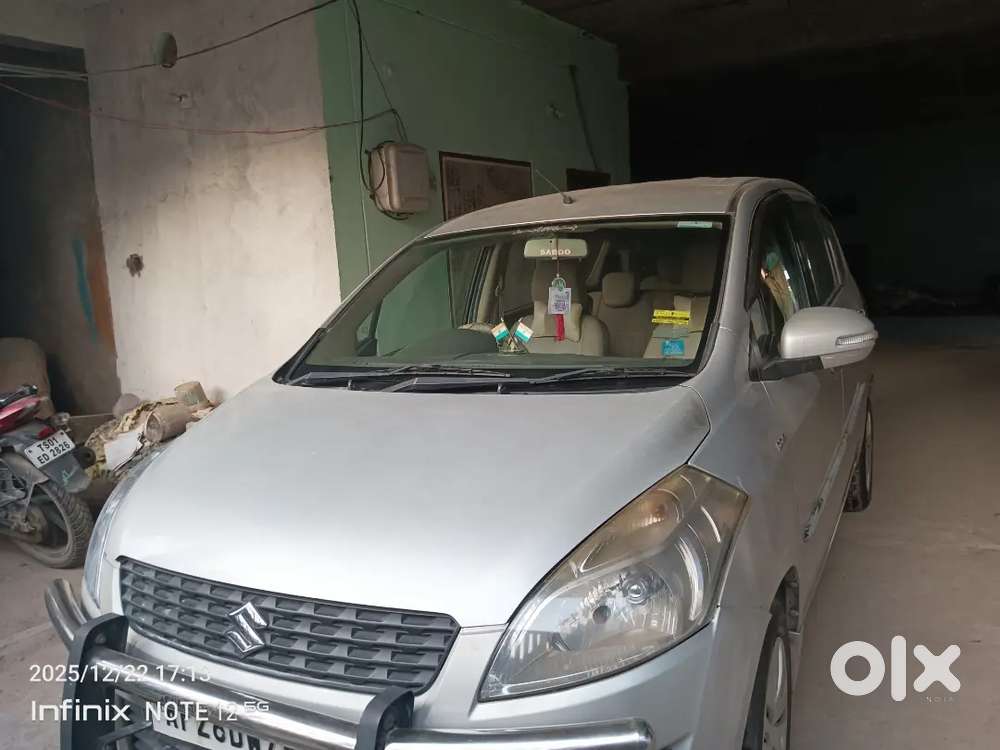 Ertiga Vdi Abs Silver Jan 2014 Purchased Feb 2014 Regd. For Sale