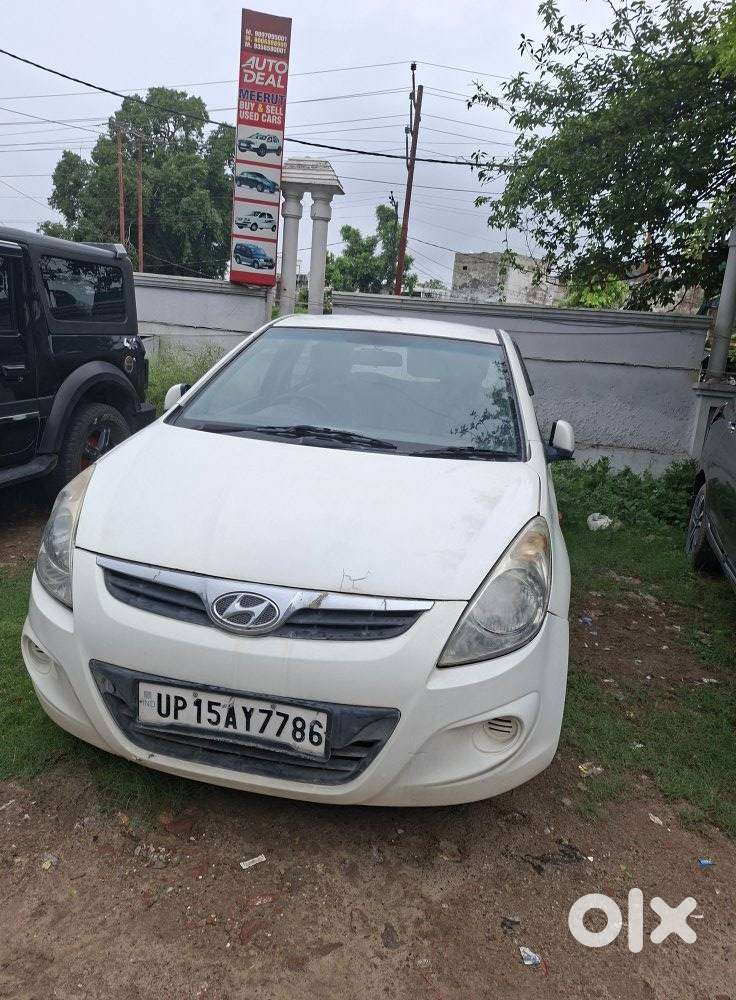 Hyundai I20 Petrol Cvt Magna Executive, 2012, Petrol