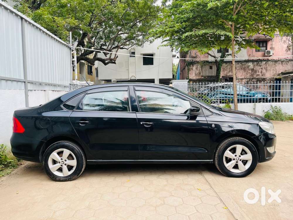 Skoda Rapid 2013-2016 1.6 Mpi Elegance Plus, 2015, Diesel