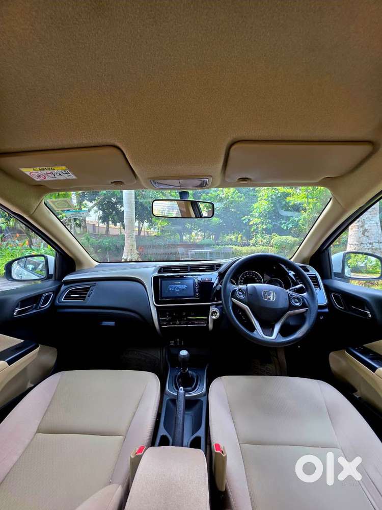 Honda City V Mt Sunroof, 2021, Petrol