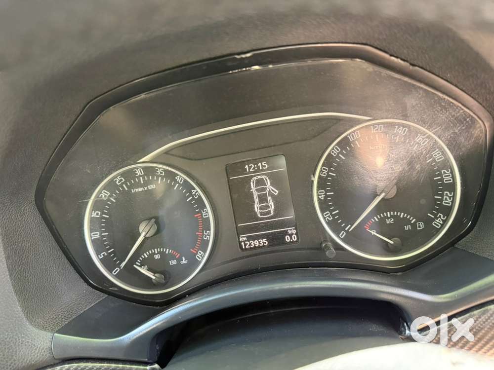 Skoda Laura 2.0 Ambition 2011