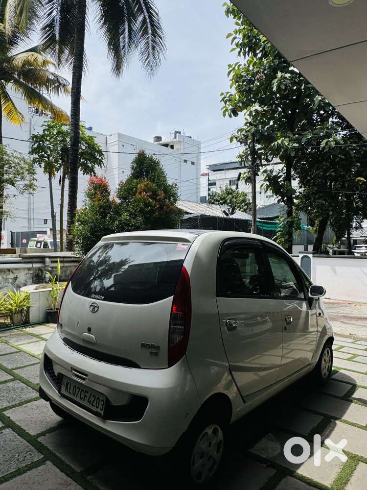 Tata Nano Xta, 2016, Petrol