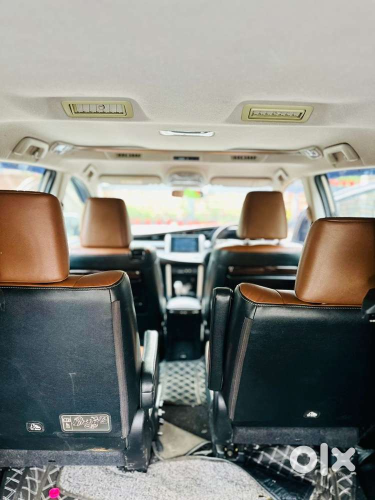Toyota Innova Crysta 2018