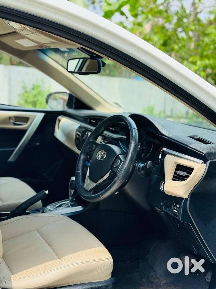 Toyota Corolla Altis 2013-2017 Vl At, 2016, Petrol